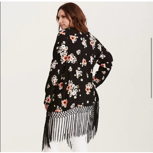 Torrid Kimono Black Floral Fringe Open Front - Picture 4 of 8